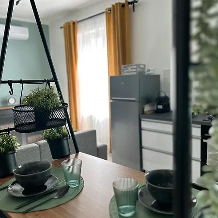 Sophie's Urban Nest