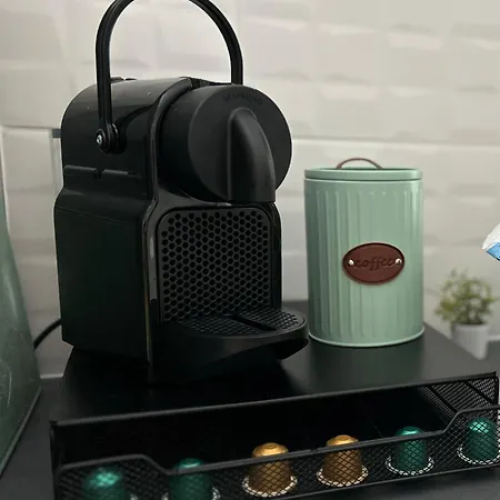 Sophie's Urban Nest Apartment